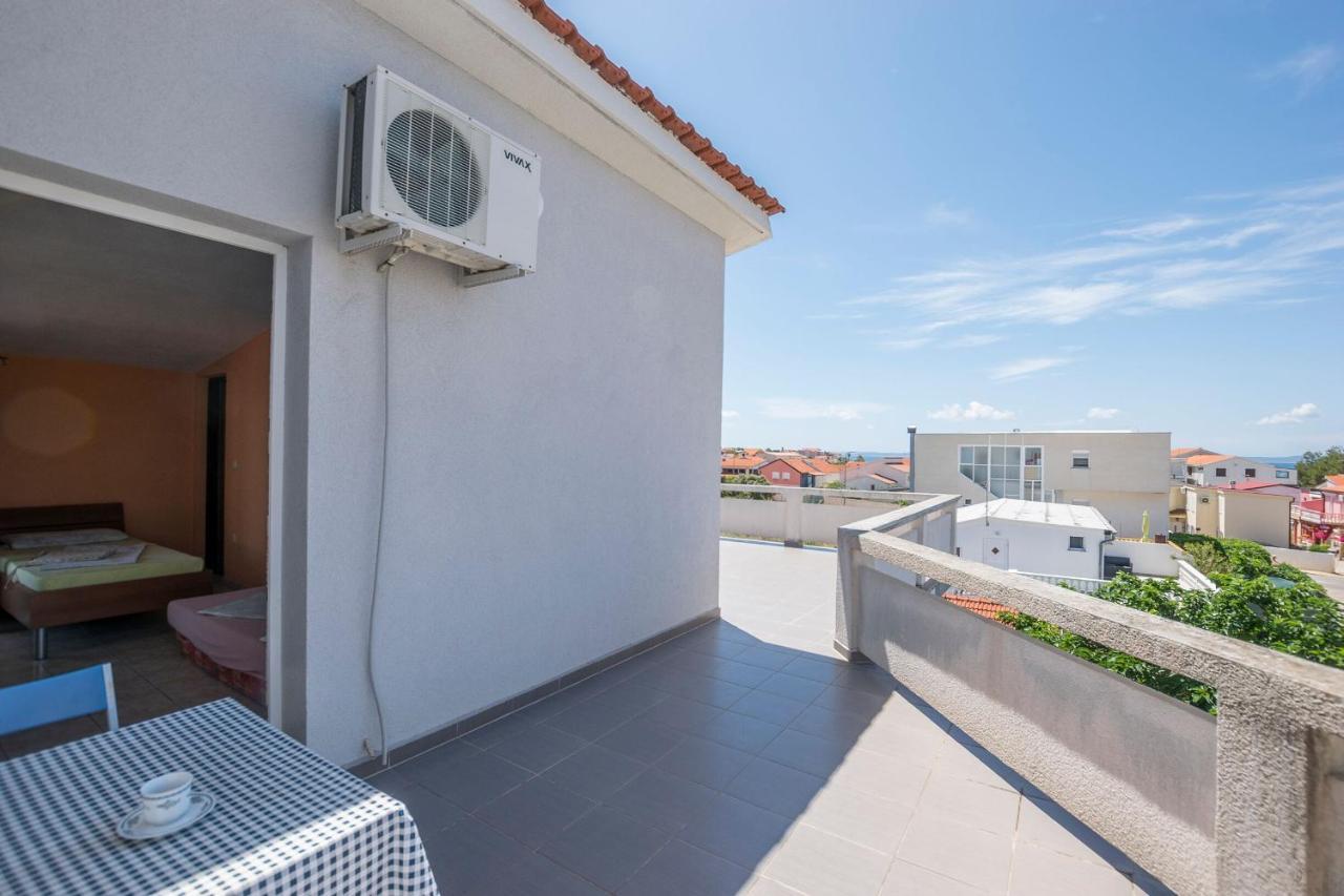 Apartments Ivan Vir Bagian luar foto