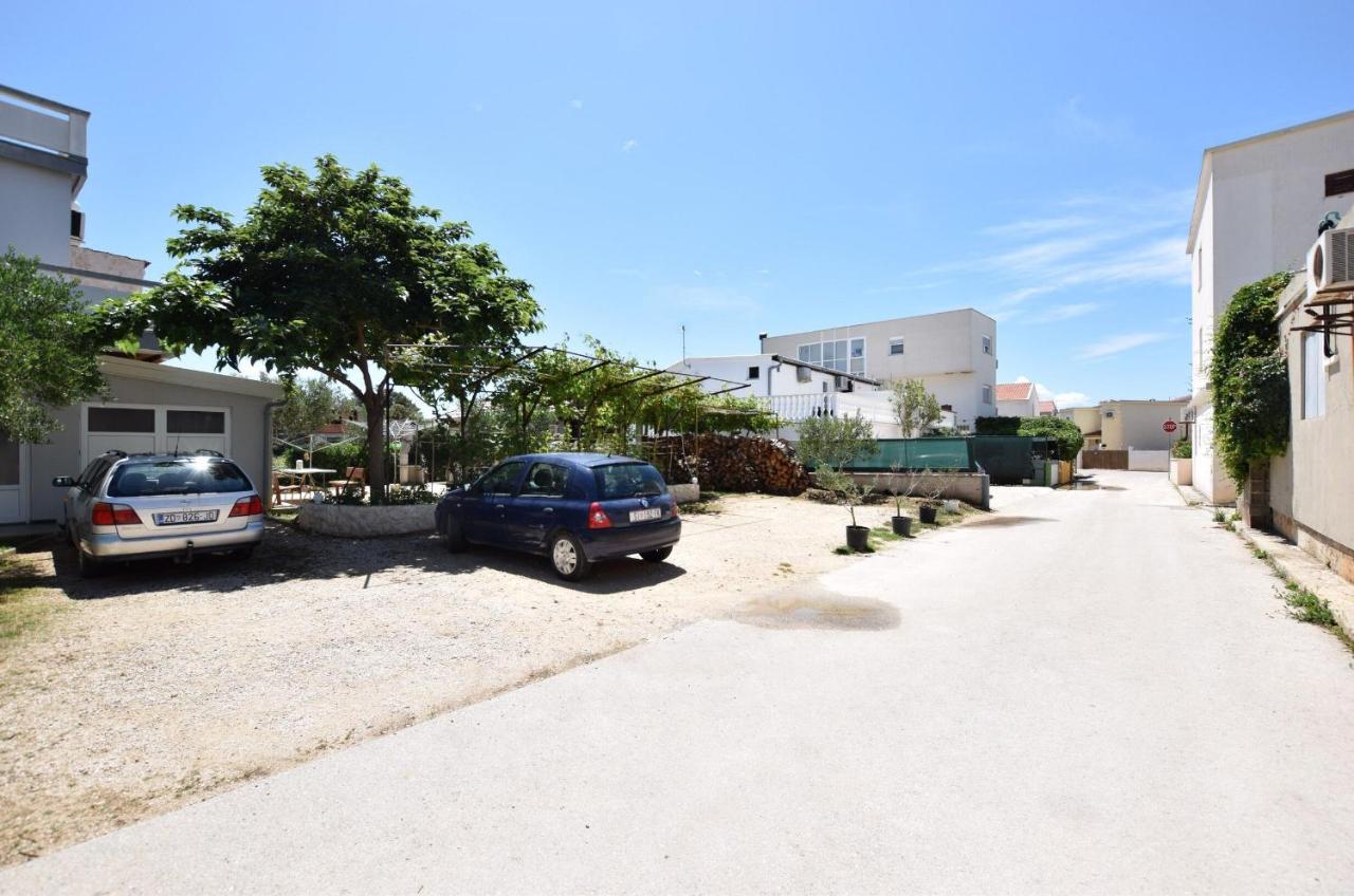 Apartments Ivan Vir Bagian luar foto