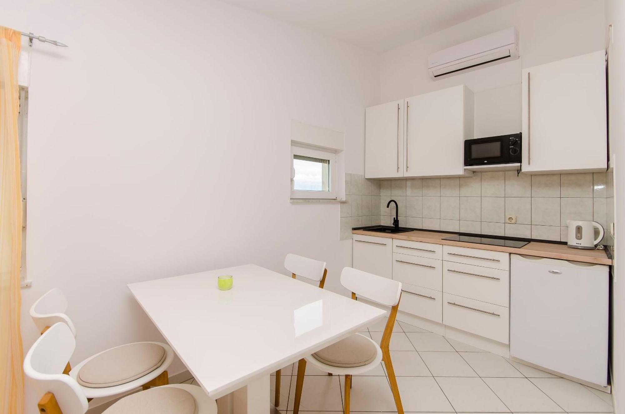 Apartments Ivan Vir Bagian luar foto